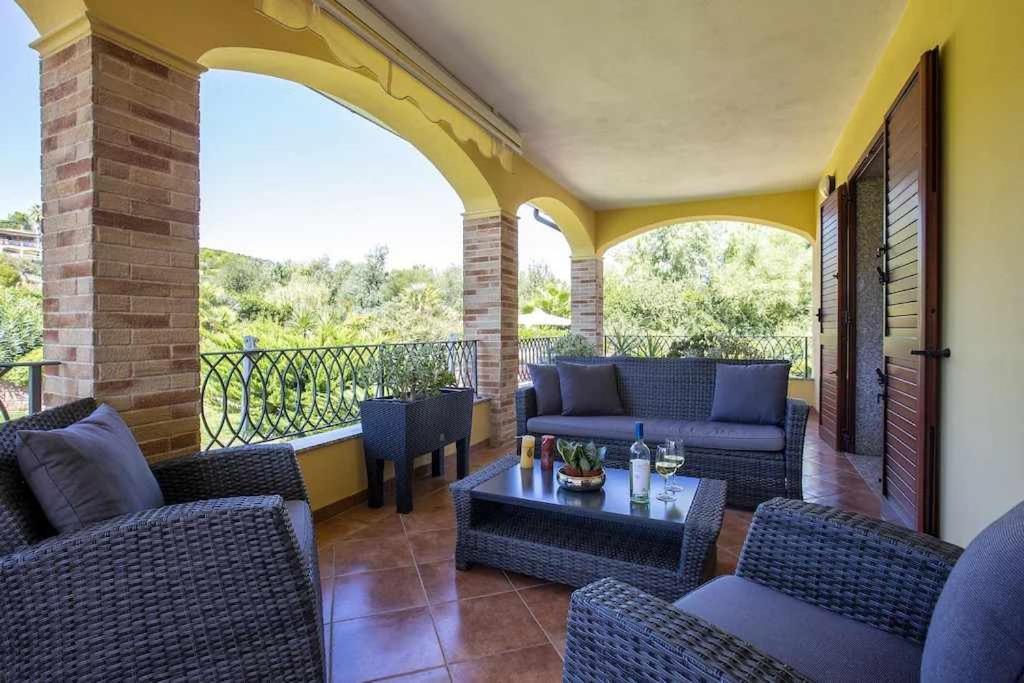Alghero Villa Mistral Per 7 Persone Terrazza Bbq Ac Wifi Exterior photo